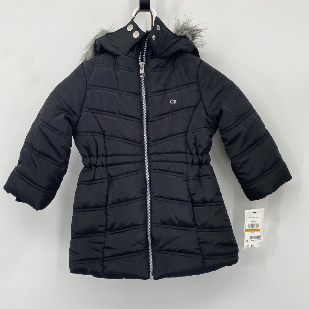 Calvin Klein Girls' Long Length Hooded
Puffer Jacket with Fleece Lining, 3T